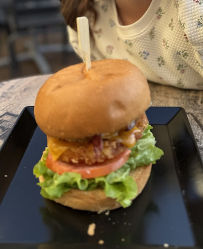 Maréchal Burger Chantilly