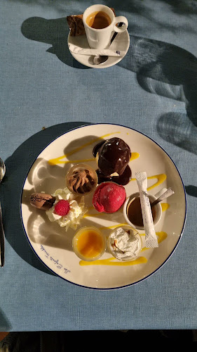 3 Quai Bonaparte, 06500 Menton