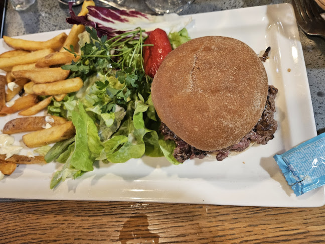 Opinii despre Le Safari în Étampes - Restauration