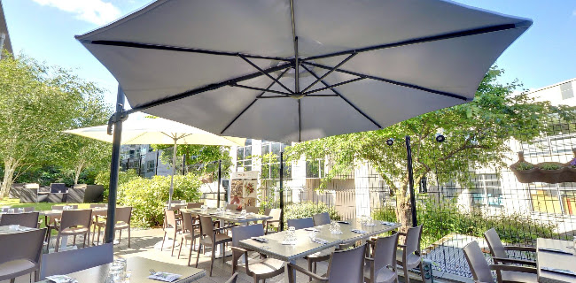 Opinii despre Les Moulins Bleus în Massy - Restauration