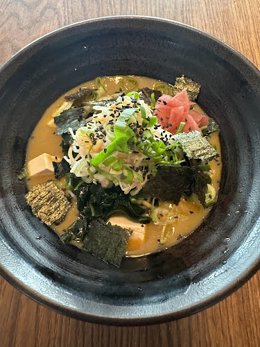 Comentarii opinii despre Ramen Okawali Charpennes pâtes et soupe faites maison froides ou chaudes