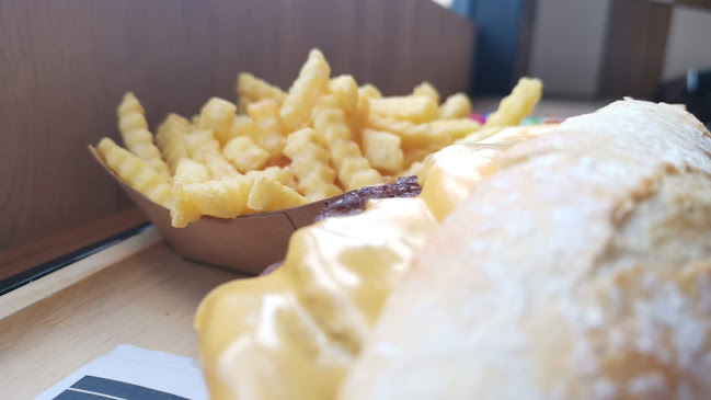 211 Bd Charles de Gaulle, 92700 Colombes