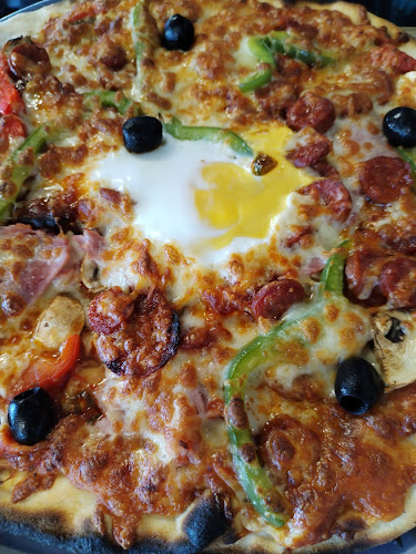 Opinii despre Restaurant L'Énigme Tapas & Pizza în Fleury - Restauration