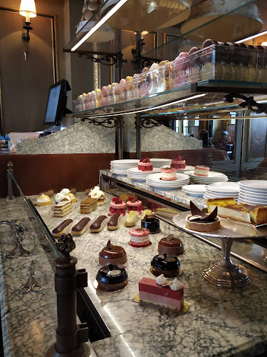 Ladurée Royale - Restauration