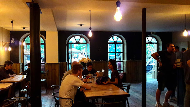 Kiez Biergarten Kanal - Restauration