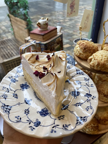 It's Five O'Clock Somewhere