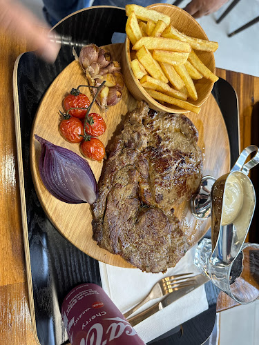 Comentarii opinii despre La Table Servie