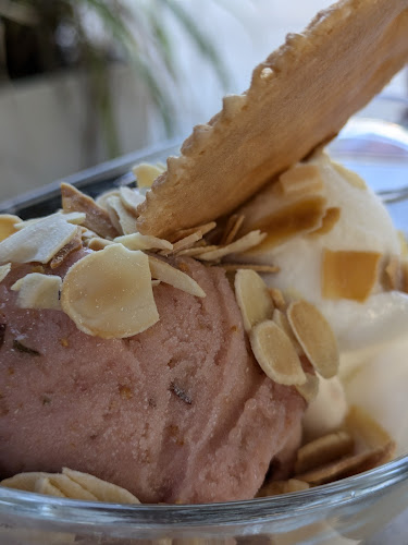 3 Pl. Suzanne de Villeneuve, 06370 Mouans-Sartoux