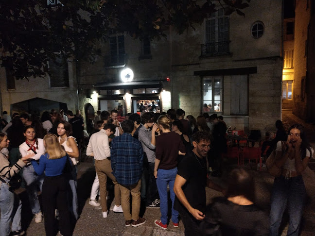 Comentarii opinii despre Hot Rod Café