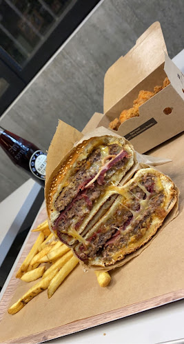 U's Canteen - Massy - Restauration