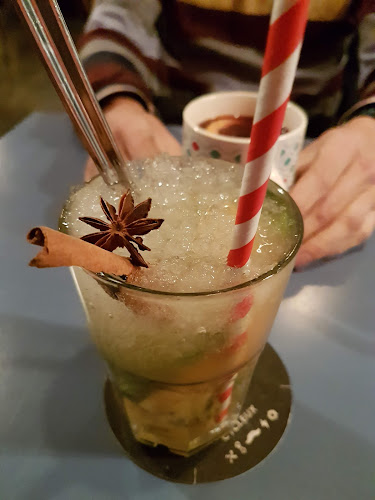 Comentarii opinii despre Jeannette