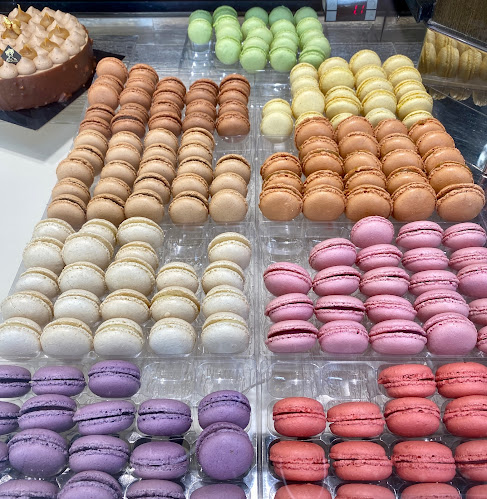 3 Pl. Victor Hugo, 75116 Paris