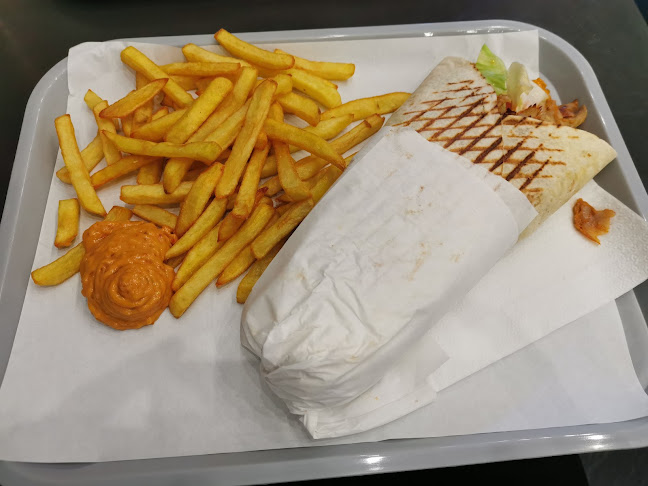 71 Bd René Cassin, 06200 Nice