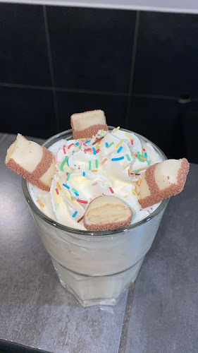 3 Pl. de la République, 13700 Marignane