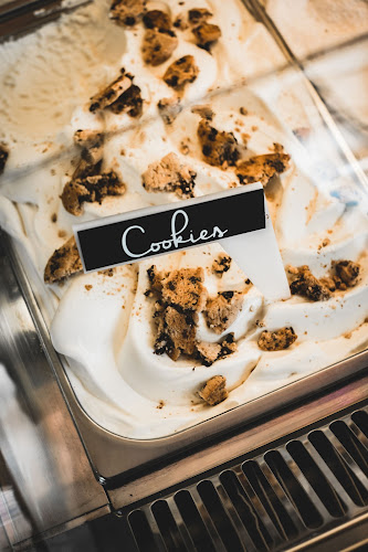 Comentarii opinii despre Confiserie Milot