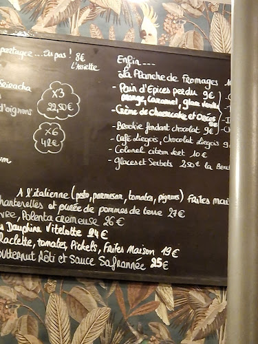 Comentarii opinii despre Les Pas Sages