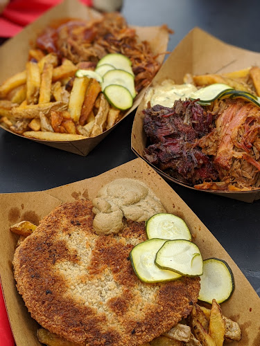 Comentarii opinii despre Smoke in Truck