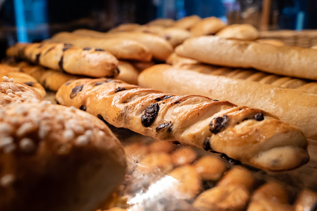 Boulangerie Pâtisserie Maison Bécam - Racine - Restauration