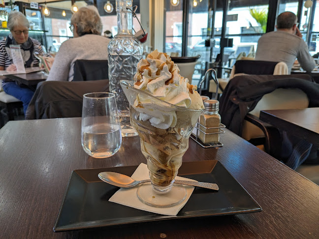 Comentarii opinii despre MONTECATINI COURBEVOIE