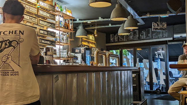 23 Bd du Maréchal Foch, 49100 Angers, France