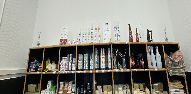 Les trois petits pots