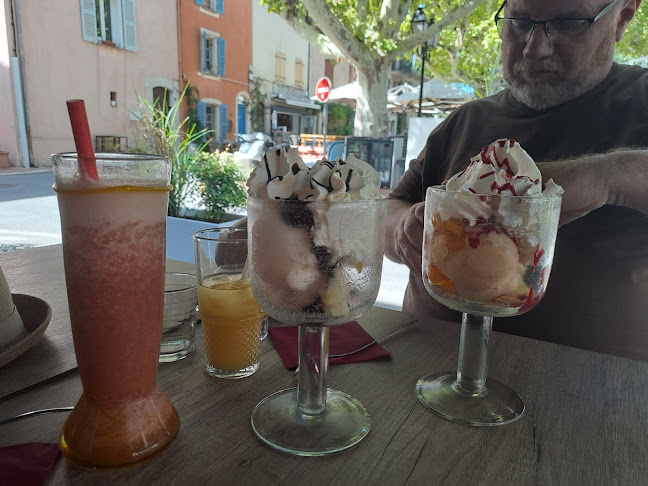 Comentarii opinii despre Les délices d'Aurile