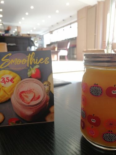 Comentarii opinii despre KAWA Coffee House