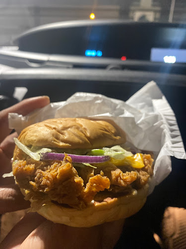 Av. du Bois de l'Épine, 91080 Évry-Courcouronnes