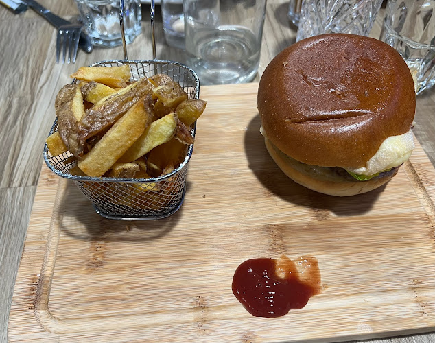 Opinii despre Bistrot City Le Bourget în Le Blanc-Mesnil - Restauration