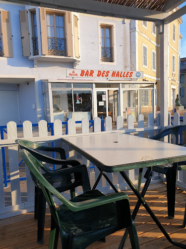 11 Quai Lucien Toulmond, 13500 Martigues, France