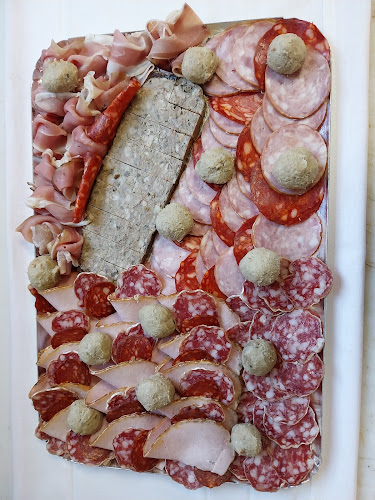 Comentarii opinii despre Boucherie MJB