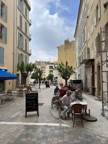 45 Rue Alézard, 83000 Toulon