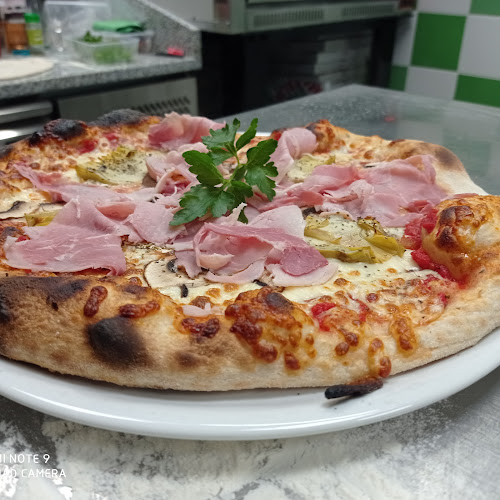 Opinii despre Il Sogno Luynes în Luynes - Restauration