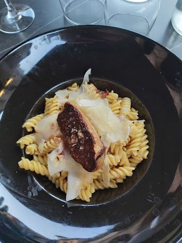 Comentarii opinii despre Les Arcades