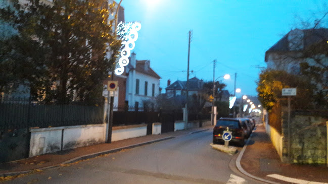 2 Rue George V, 78600 Maisons-Laffitte