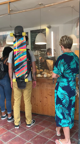 Opinii despre Les Frères Chapelier - Boulangerie Bio Artisanale - BAYARD în Toulouse - Restauration