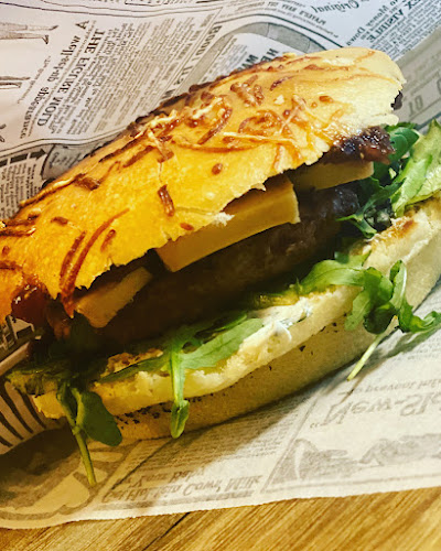 18 Rue Dr Serres, 30100 Alès