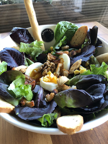 Opinii despre Café restaurant Grille Pain în Avignon - Restauration