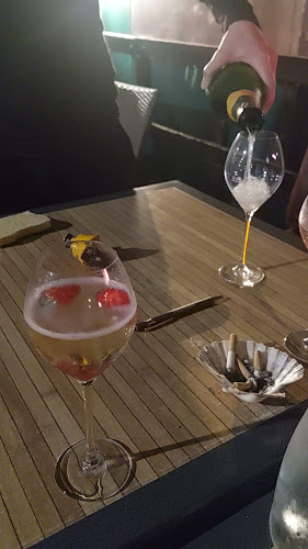 Opinii despre Le Verre Tige în Le Mans - Restauration