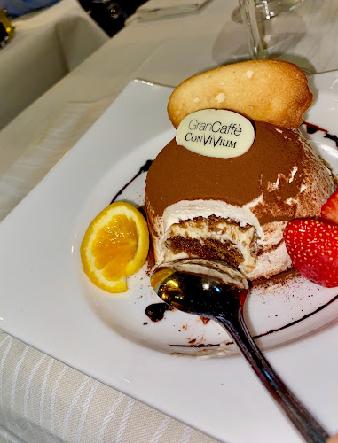 Comentarii opinii despre Gran Caffe Convivium : Restaurant Italien Paris 08