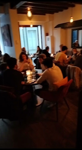 Comentarii opinii despre Bankster