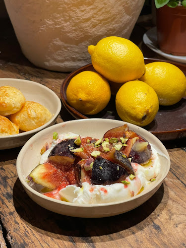 6 Rue Tardieu, 75018 Paris