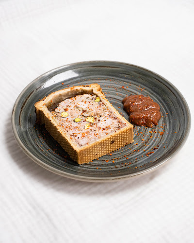 Comentarii opinii despre La Cave