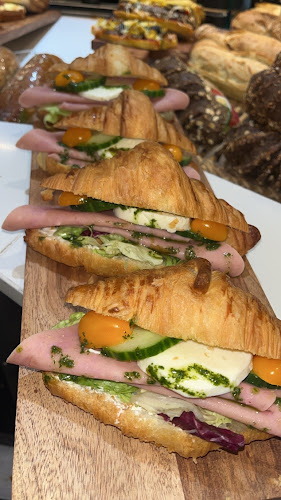 Opinii despre Le Pavé de Clamart Boulangerie Pâtisserie Café în Clamart - Restauration