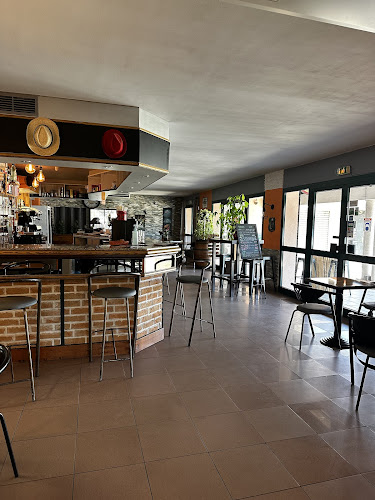 2811 Rue des Anciens Combattants d'Afrique du Nord, 2811 Rue des Combattants d'Afrique du N, 83600 Fréjus