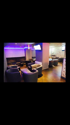 8 Pl. Font des Barres, 87000 Limoges, France