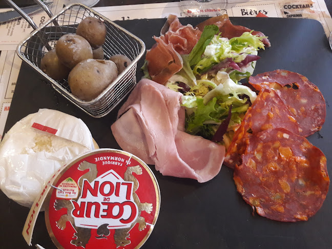 8-10 Av. Bernard Hirsch, 95000 Cergy