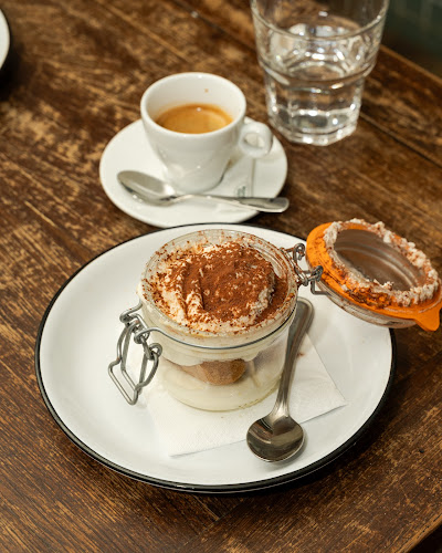 19 Rue Ernest Renan, 92130 Issy-les-Moulineaux, France