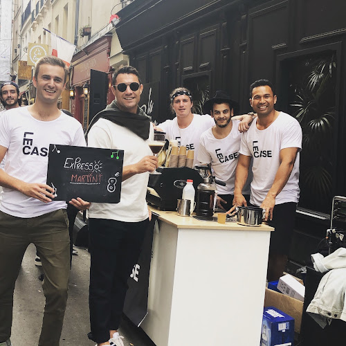 Comentarii opinii despre La Piscine Bar