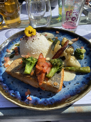 Comentarii opinii despre L'INSTANT